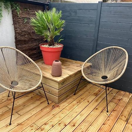 Appartement Centre Ville Quimper Avec Terrasse Екстер'єр фото