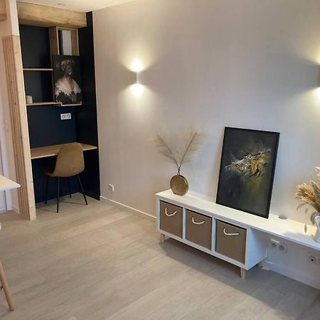 Appartement Centre Ville Quimper Avec Terrasse Екстер'єр фото